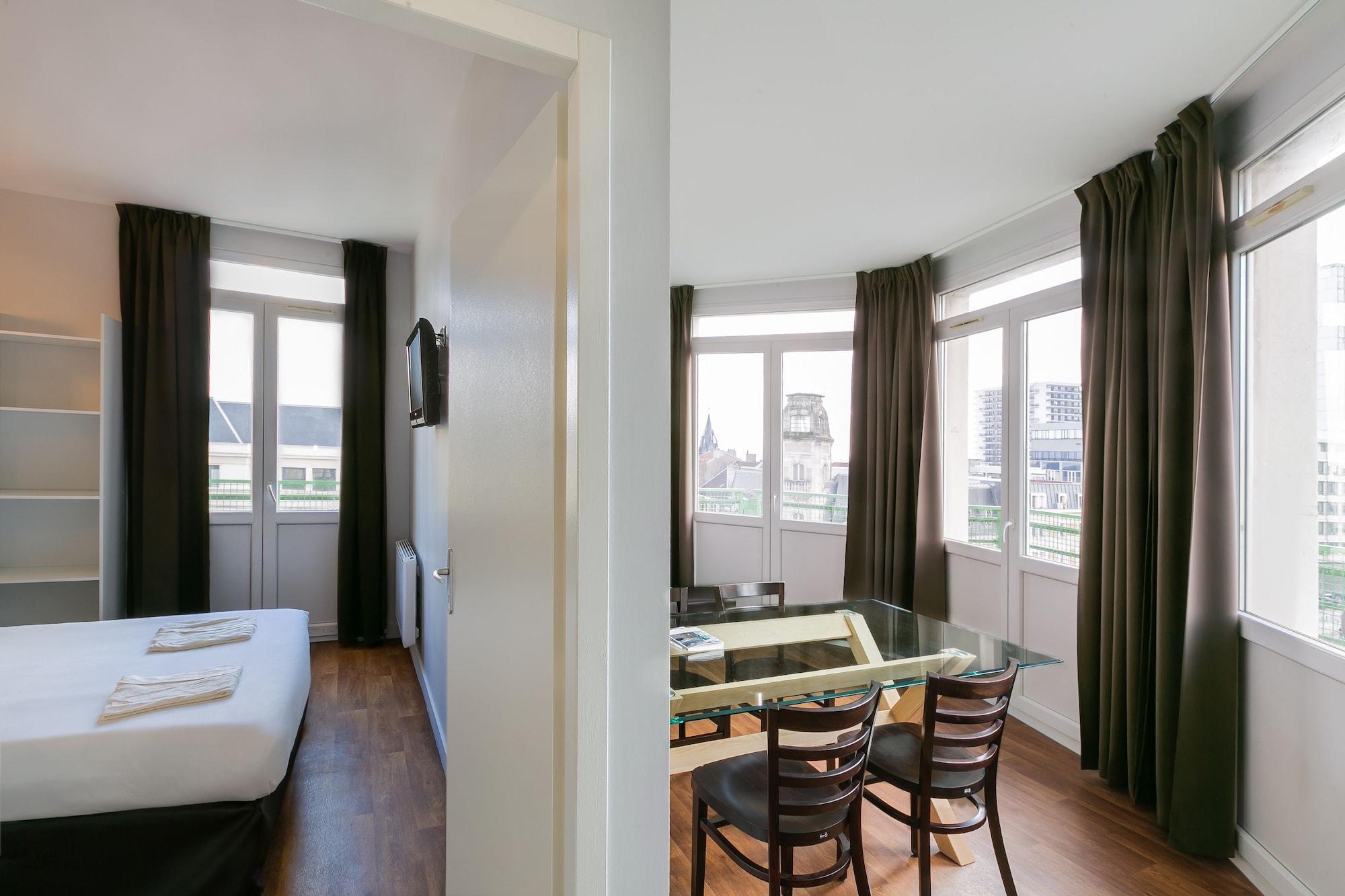 Hotel Foch Nancy Gare Zewnętrze zdjęcie