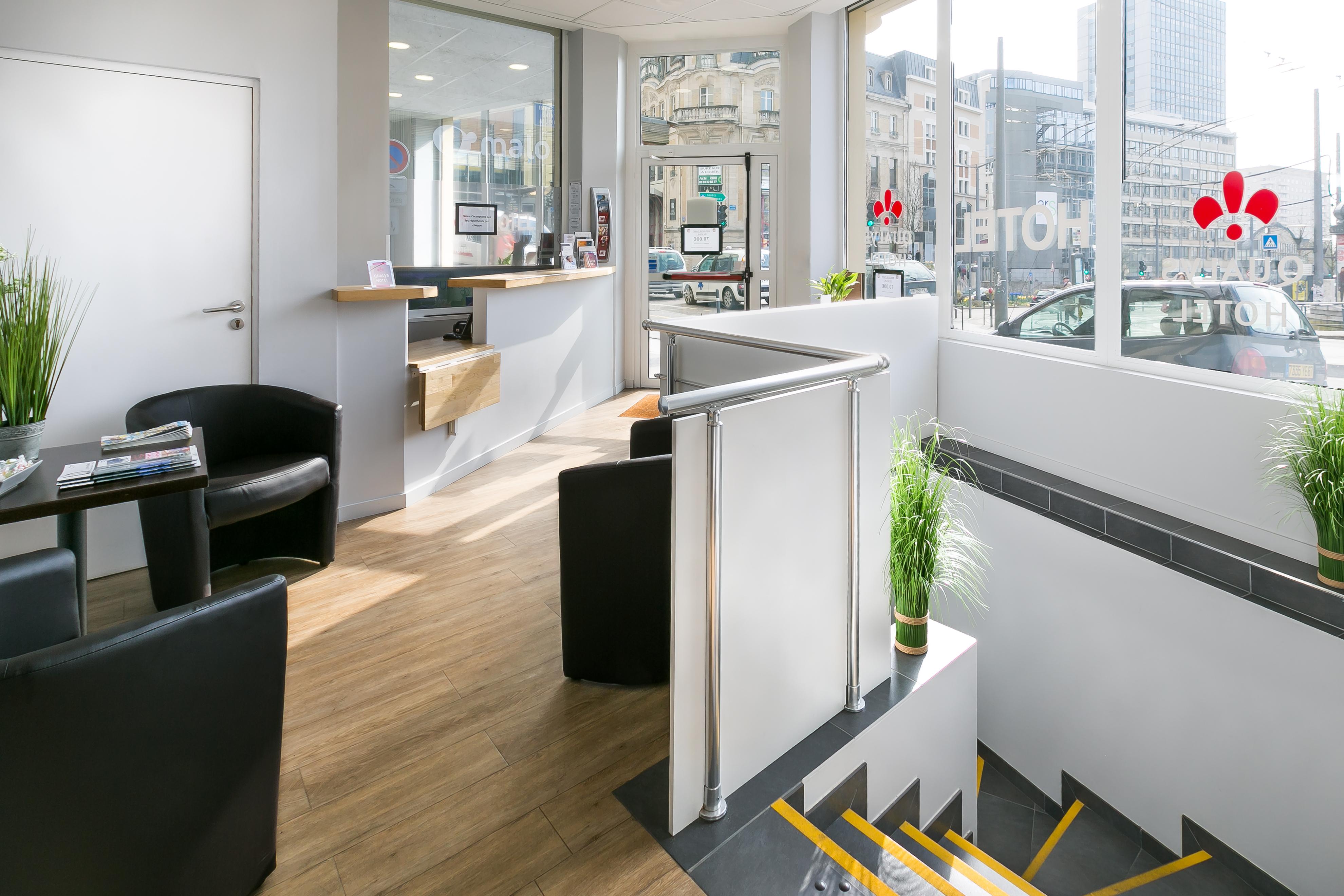 Hotel Foch Nancy Gare Zewnętrze zdjęcie